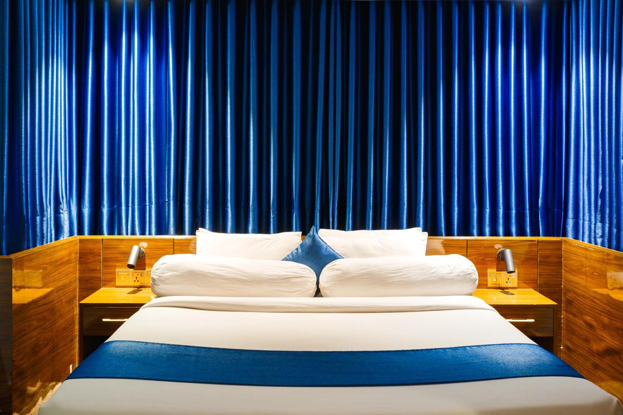Hotel The Capital Ltd. Dhaka Zewnętrze zdjęcie